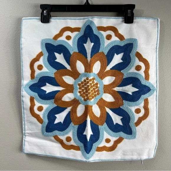 COTTON embroidered mandala style pillow case 17.5" by 18' - Picture 1 of 4